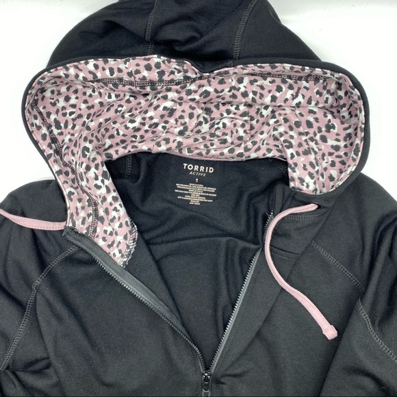 Torrid Women’s Zip Up Black & Leopard Relaxed Active Hoodie Sweater Size 1X - Picture 6 of 9